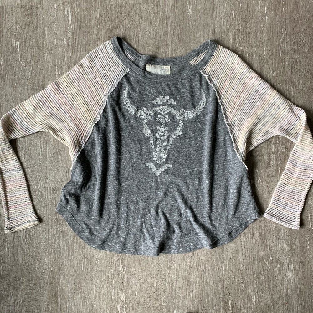 We The Free top size XS